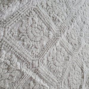 Vintage Bed Chenille Coverlet Bedspread Cotton Tassel Rounded Edges   queen